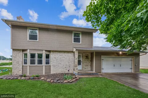 7216 Vinewood Ln N, Maple Grove, MN 55311
