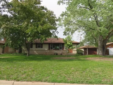 3100 62nd Ave N, Brooklyn Center, MN 55429