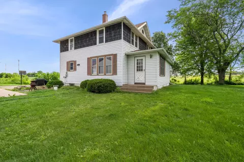 w9138 710th Avenue, River Falls, WI 54022