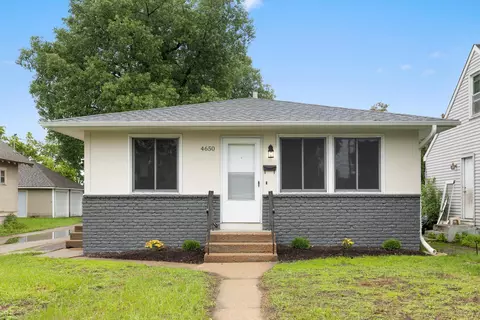 4650 Russell Ave N, Minneapolis, MN 55412