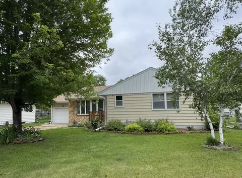 137 20th Ave S, Saint Cloud, MN 56301