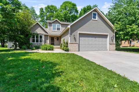 509 5th St SW, Saint Michael, MN 55376