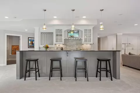 Kitchen - 5675 Marsh Pointe Dr, Shorewood, MN 55331 photo 4 of 4