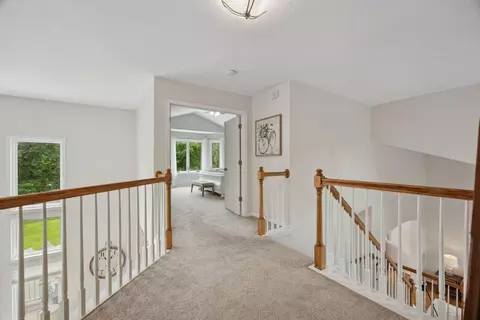 Entry Way - 5675 Marsh Pointe Dr, Shorewood, MN 55331 photo 2 of 5