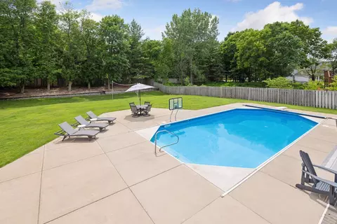 Exterior - 5675 Marsh Pointe Dr, Shorewood, MN 55331 photo 3 of 6