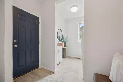 Entry Way - 5675 Marsh Pointe Dr, Shorewood, MN 55331 photo 1 of 5