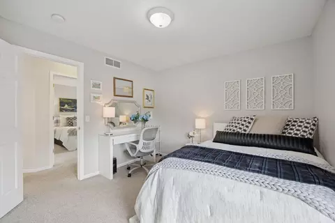 Bedroom - 5675 Marsh Pointe Dr, Shorewood, MN 55331 photo 9 of 9