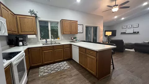 405 Sun Cir, Avon, MN 56310 photo 23