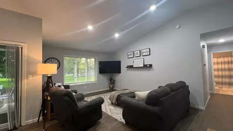 405 Sun Cir, Avon, MN 56310 photo 16