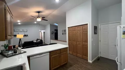 405 Sun Cir, Avon, MN 56310 photo 25