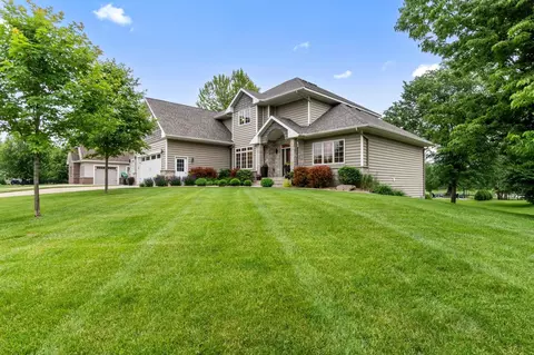 4326 Donway Dr NE, Alexandria, MN 56308