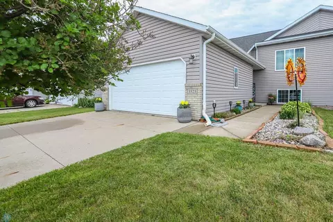 3523 Eagle Run Dr, West Fargo, ND 58078