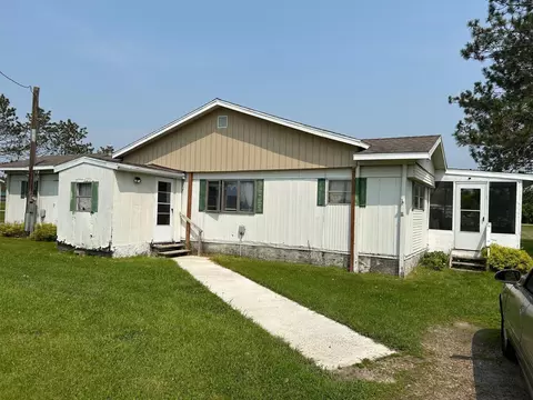 726 1st St E, Zemple, MN 56636 photo 2