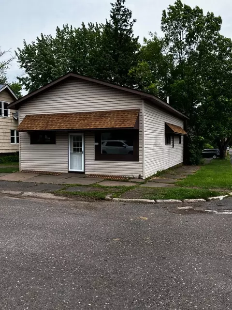 1115 Avenue F, Cloquet, MN 55720