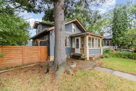 1134 Charles Ave, Saint Paul, MN 55104