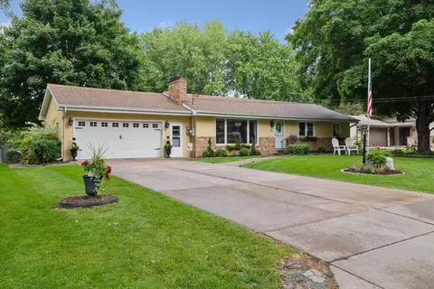 Exterior - 5510 Joyce St, Maple Plain, MN 55359 photo 2 of 9