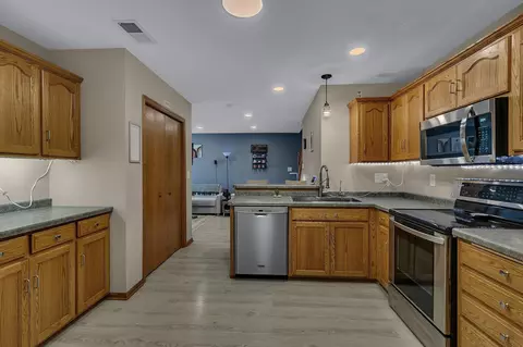 Kitchen - 518 Graceview Loop, Saint Joseph, MN 56374 photo 3 of 3