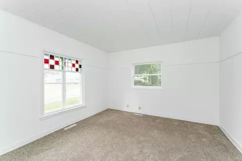 525 Warren Ave, Spring Valley, MN 55975 photo 12