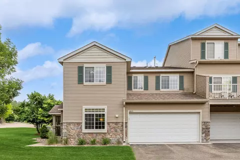 6610 Pine Crest Trl S, Cottage Grove, MN 55016
