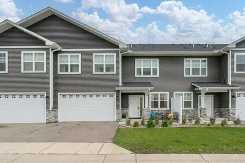 422 Ford St E, Northfield, MN 55057