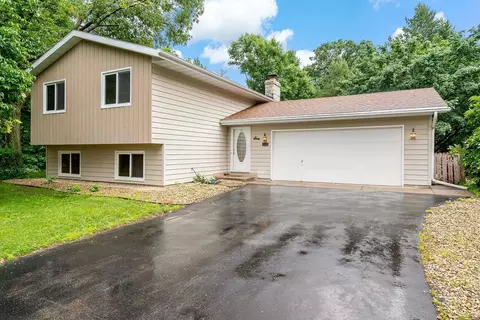 15229 Bluedorn Cir SE, Prior Lake, MN 55372