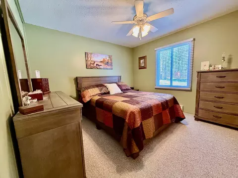 Bedroom - 45936 Highway 65, Mcgregor, MN 55760 photo 2 of 6