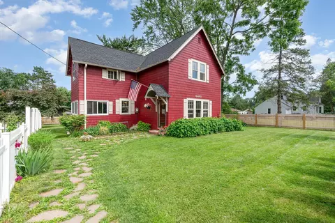 6461 Paris Ave N, Oak Park Heights, MN 55082