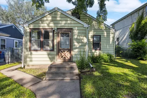 1589 Albemarle St, Saint Paul, MN 55117