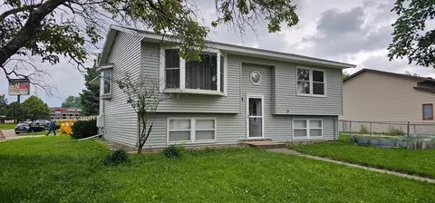 603 31st St NE, Rochester, MN 55906