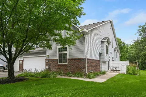 8503 Cortland Rd, Eden Prairie, MN 55344