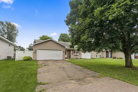 7929 76th St S, Cottage Grove, MN 55016
