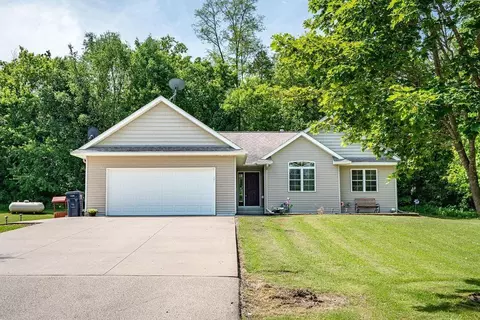 n6324 740th Street, Beldenville, WI 54003