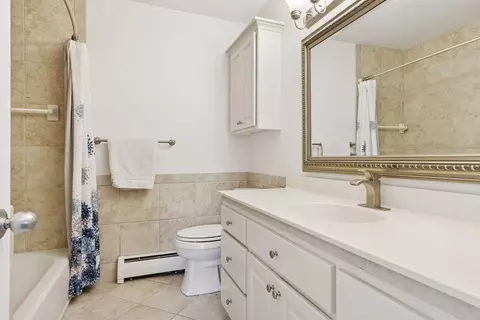 Bath - 5410 Three Points Blvd #435, Mound, MN 55364 photo 1 of 1