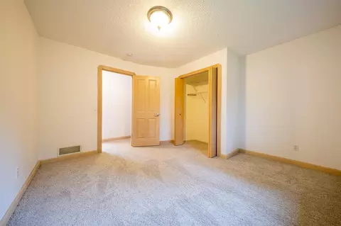 Bedroom - 4373 Nestling Cir, Eagan, MN 55122 photo 4 of 6
