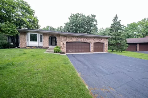 Exterior - 4373 Nestling Cir, Eagan, MN 55122 photo 4 of 5