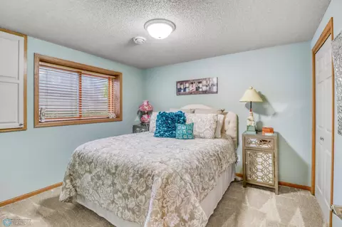Bedroom - 3327 23rd Ave S, Fargo, ND 58103 photo 5 of 6