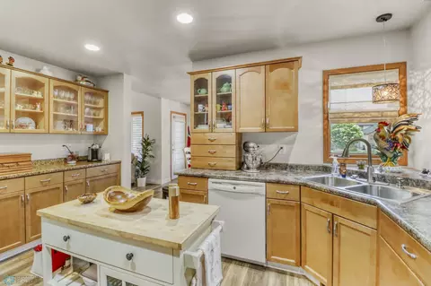 Kitchen - 3327 23rd Ave S, Fargo, ND 58103 photo 4 of 7