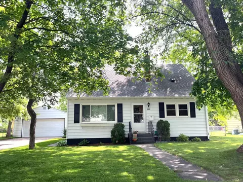 842 19th Ave N, Saint Cloud, MN 56303