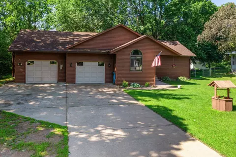 505 N Brookview Ln SW, Isanti, MN 55040