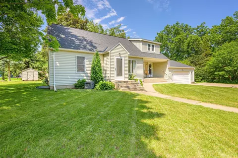 575 Borg Rd SE, Cokato, MN 55321