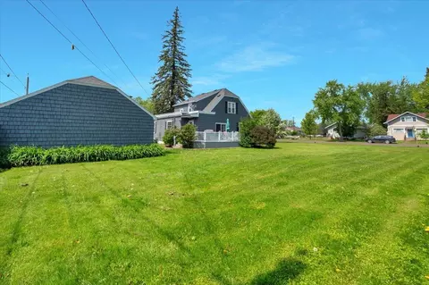 Exterior - 1602 E 5th St, Superior, WI 54880 photo 4 of 5