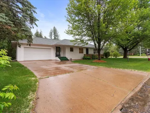Exterior - 517 Cedar St, Brainerd, MN 56401 photo 2 of 10
