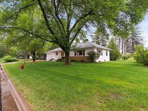 Exterior - 517 Cedar St, Brainerd, MN 56401 photo 7 of 10