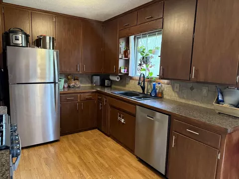 Kitchen - 1038 Pleasant Ln, Faribault, MN 55021 photo 2 of 2