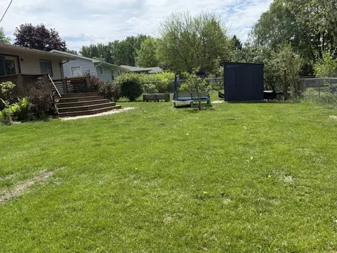 Exterior - 1038 Pleasant Ln, Faribault, MN 55021 photo 3 of 4