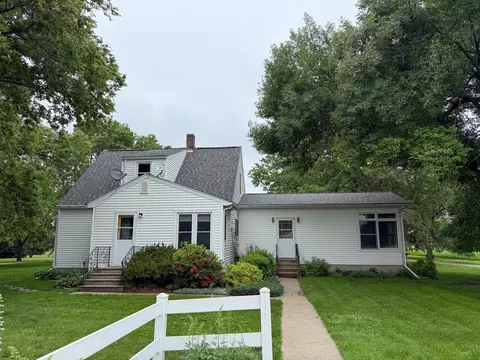31678 Liberty Ave, Redwood Falls, MN 56283