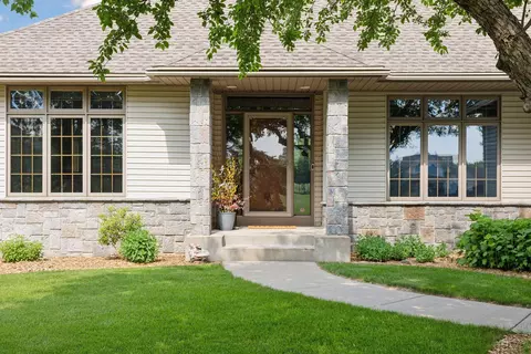 2618 Imperial Ave N, Lake Elmo, MN 55042