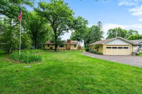6063 S Linwood Dr NE, Wyoming, MN 55092