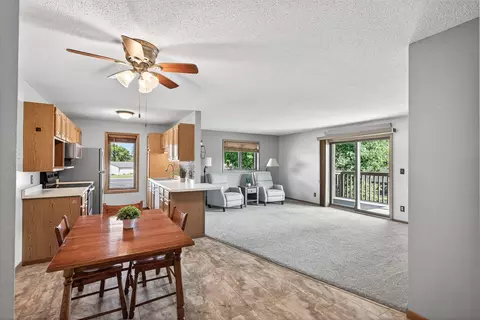 6601 Buckley Cir #110, Inver Grove Heights, MN 55076