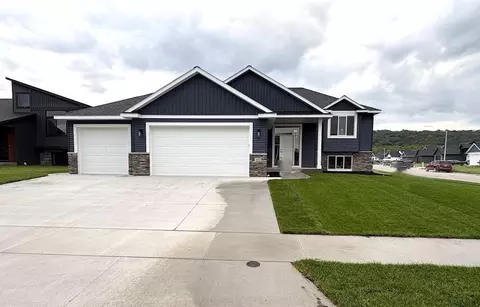 3682 Meadow Sage Ct SE, Rochester, MN 55904